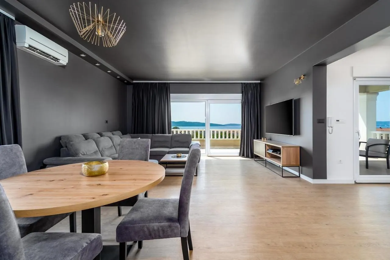 Kaštela Villa Marisa With 51Sqm Pool, 5 Bedrooms, Gym קרואטיה